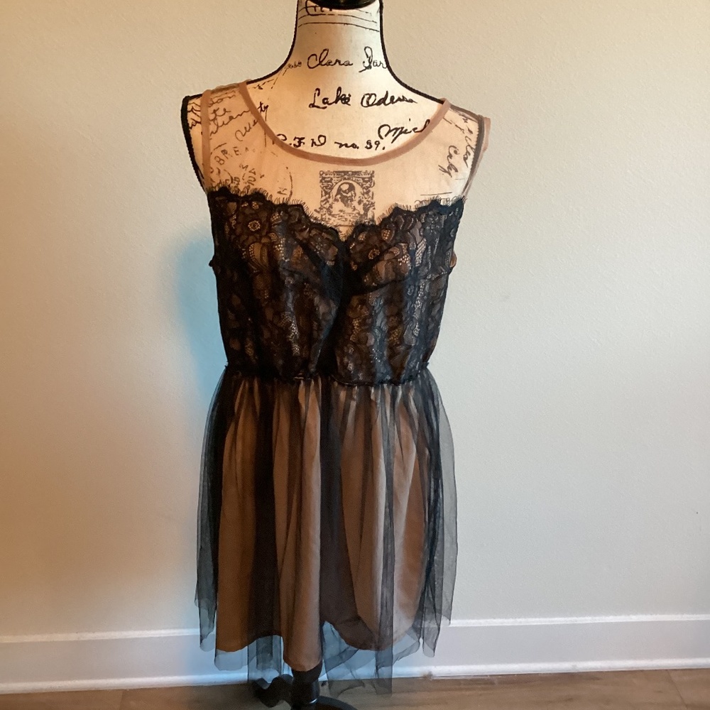 Pinky Lace Dress